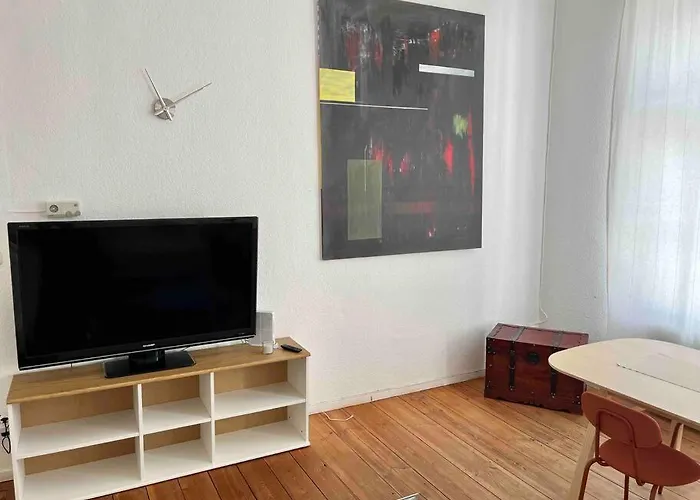 Wonderful Flat Near Ku'damm