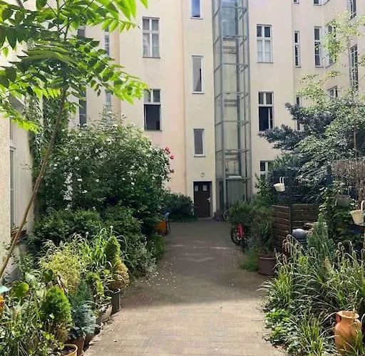 Wonderful Flat Near Ku'damm *