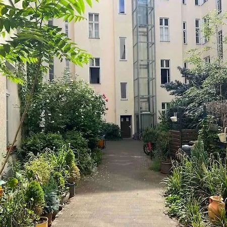 Wonderful Flat Near Ku'damm *